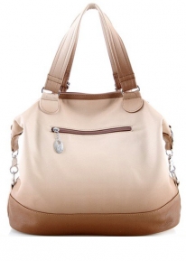 Тональная сумка с заклепками