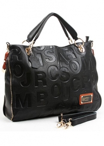 Кожаная сумка с фактурными буквами