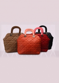 Стеганая сумка из натуральной кожи