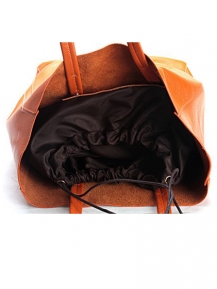 Удобная кожаная сумка с рисунком оленя