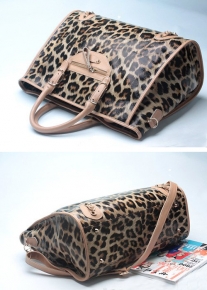 Леопардовая сумка декорированная молнией
