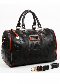 Сука из натуральной кожи с тиснением из букв