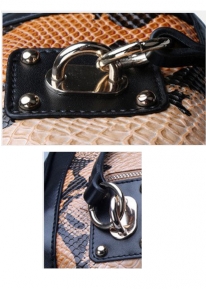 Кожаная сумка с тиснением под рептилию