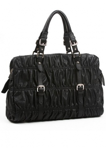 Стеганная гофрированная сумка из натуральной кожи