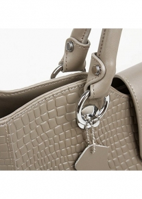 Фактурная кожаная сумка