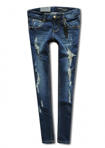 Синие рваные джинсы