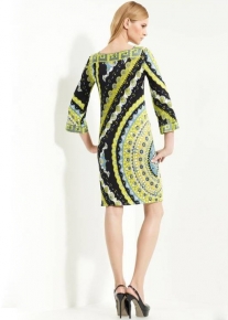 Красивое платье с фрактальным орнаментом Emilio Pucci