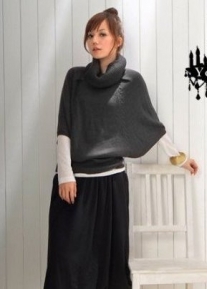 Пуловер свободного кроя