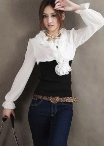 Элегантная шифоновая блузка с оригинальным воротом