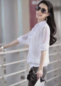 Шифоновая блузка с воланами