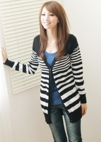 Модный кардиган в полоску