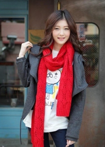 Кофта с широким воротом переходящим в капюшон