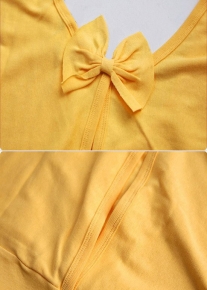 Кофточка с глубоким V-образным декольте и рукавами 