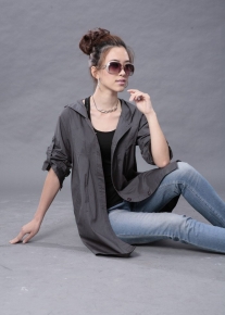 Рубашка свободного кроя с капюшоном